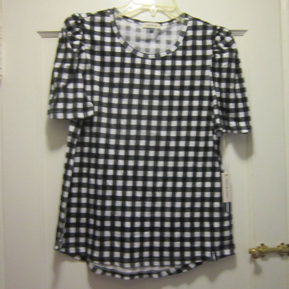 Court & Rowe Gingham Short Sleeve Cotton Knit Top
